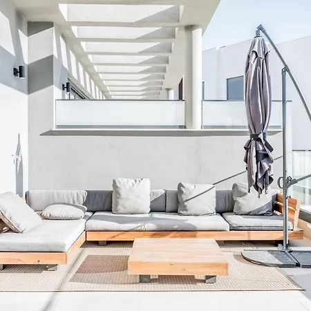 Penthouse With 3 Bedrooms דירה