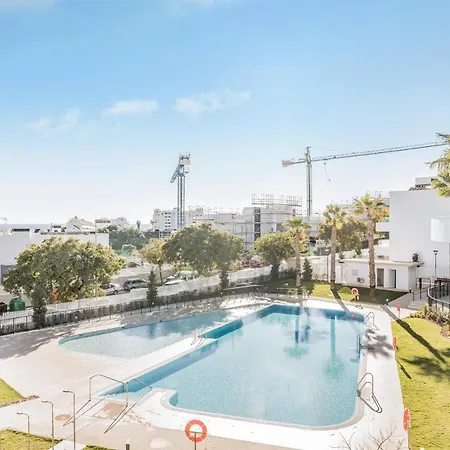 Appartamento Penthouse With 3 Bedrooms Estepona